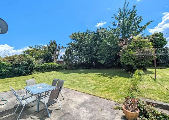 Holiday home A Home With Spa Pool & Ride To Redwood Forest Rotorua